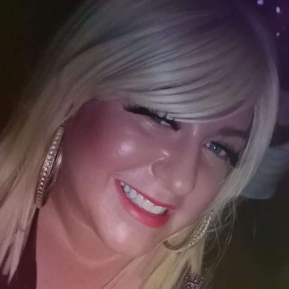 Meet your Posher, Shawna - Picture 1 of 1